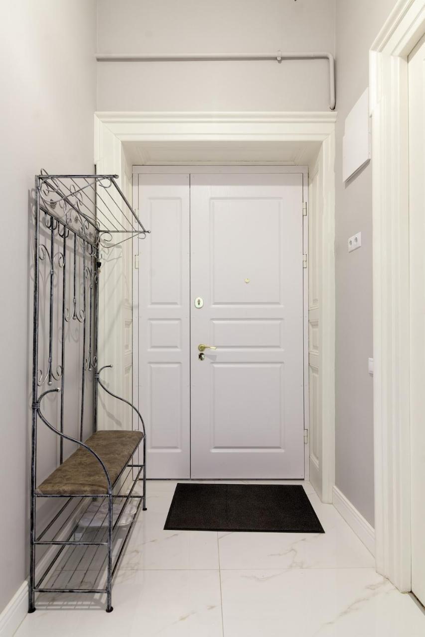 Chopin Apartment In The Center Of Lviv Luaran gambar